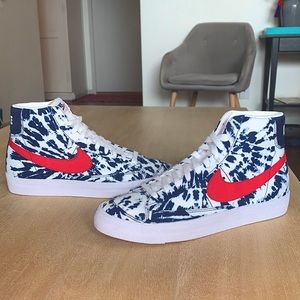Nike Blazer Mid '77 Vintage - M9 - Red White Blue Tie Dye